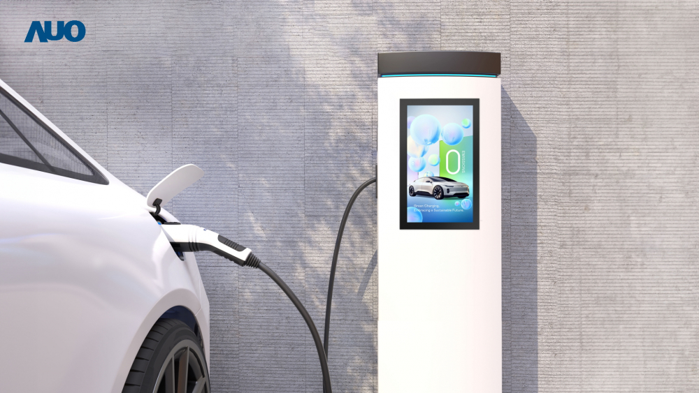 友達〝EVSE車用充電樁解決方案〞專為電動汽車充電樁設計，具有高亮度、克服戶外艱難環境的耐溫、耐紫外線等特性，並搭載散熱性及擴充性強的高效能工業電腦，可實現人機互動訴求，如資訊顯示、支付等應用